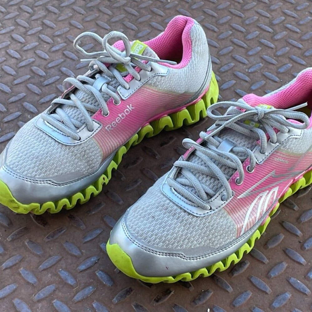Reebok Women Shoes Zignano sport athletic Lace Up Sneaker Size 8US 38.5EU